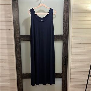 Chic Navy Sleeveless Maxi Dress